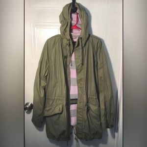 American Eagle Woman’s Raincoat